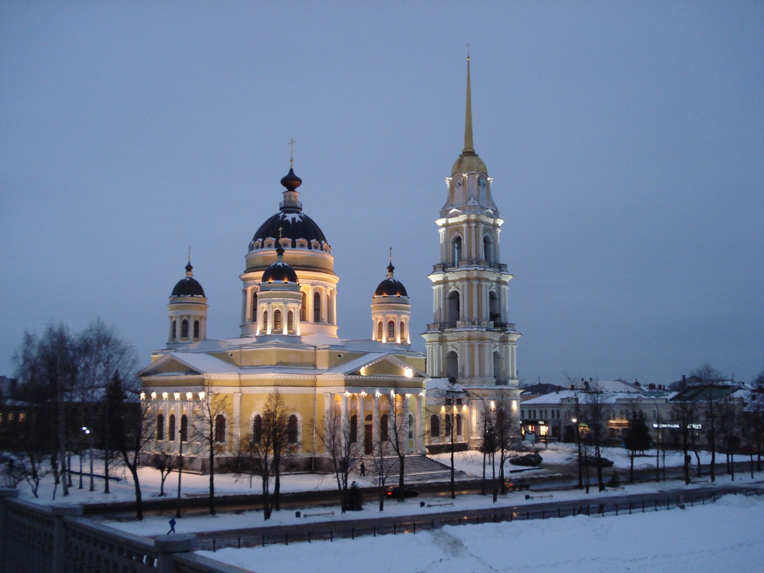 Рыбинск время. Спасо-Преображенский собор Рыбинск зимой. Собор Рыбинск зима. Никольский собор Рыбинск. Успенский собор Рыбинск.